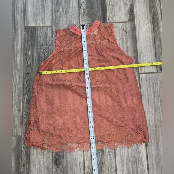 Style & Co. Mauve Lace Top Size Large - Picture 2 of 11